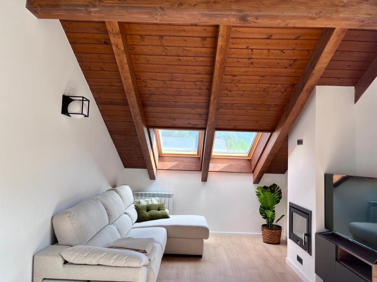 Apartmán Bpirineos-Pico Cerler Benasque Exteriér fotografie