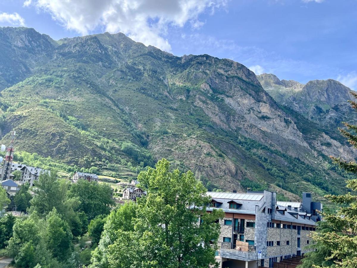 Apartmán Bpirineos-Pico Cerler Benasque Exteriér fotografie